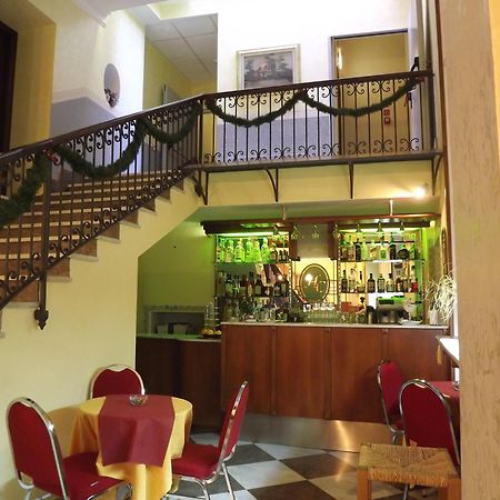 Hotel Columbia Palermo Esterno foto