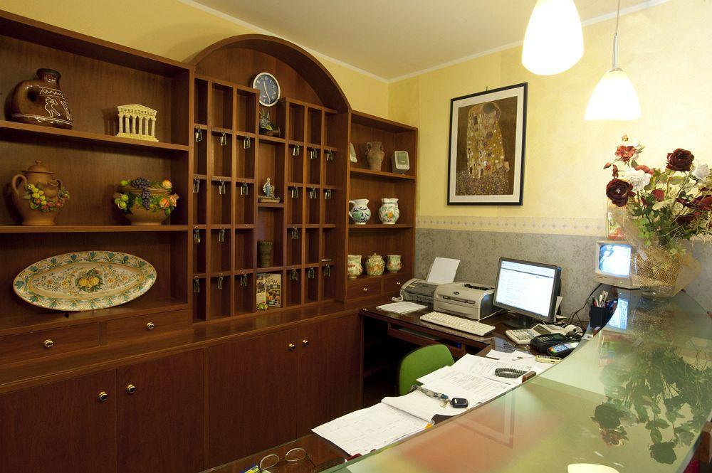 Hotel Columbia Palermo Esterno foto