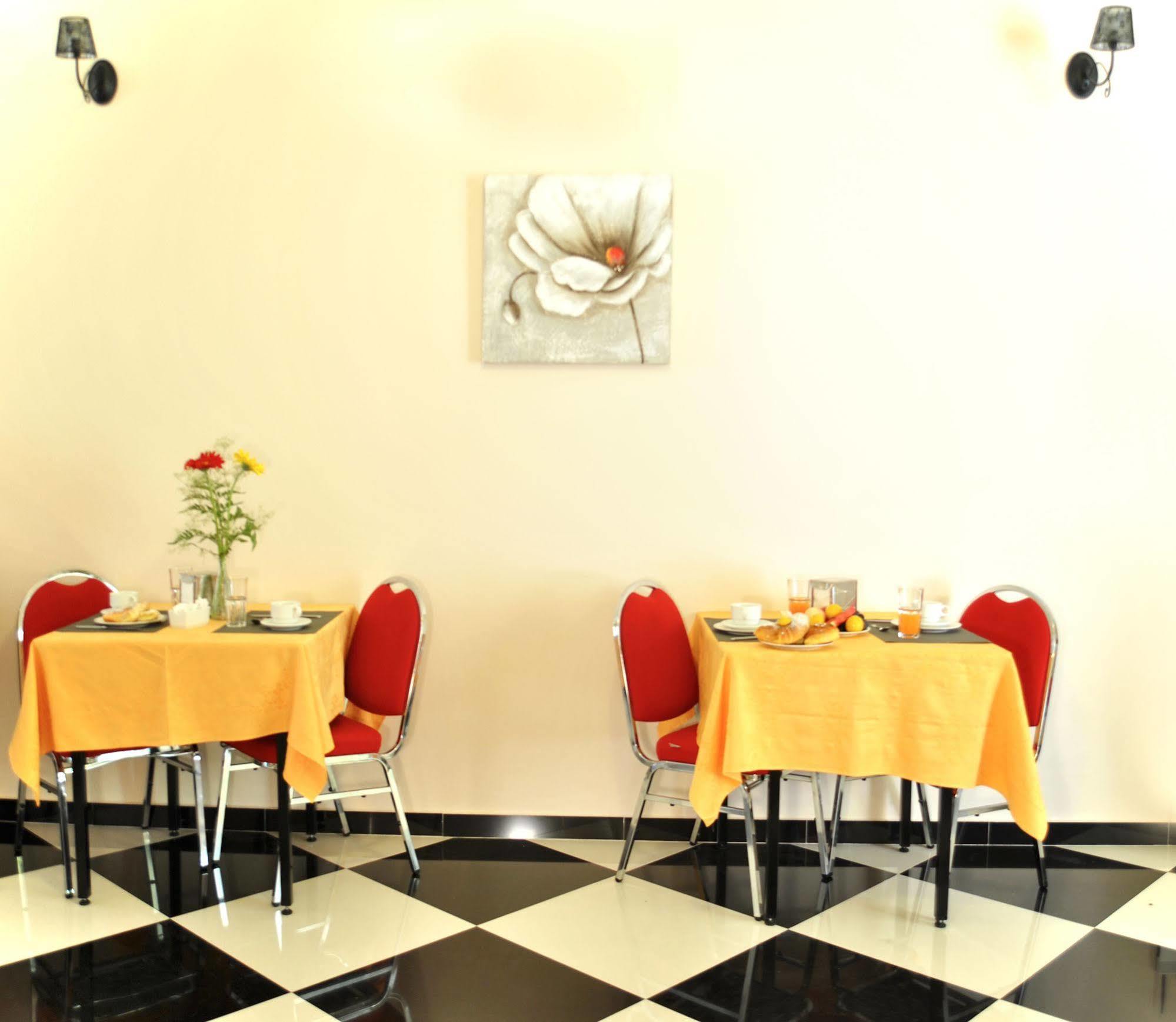 Hotel Columbia Palermo Esterno foto