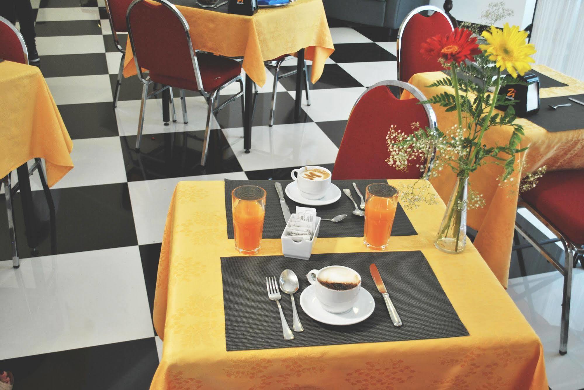 Hotel Columbia Palermo Esterno foto