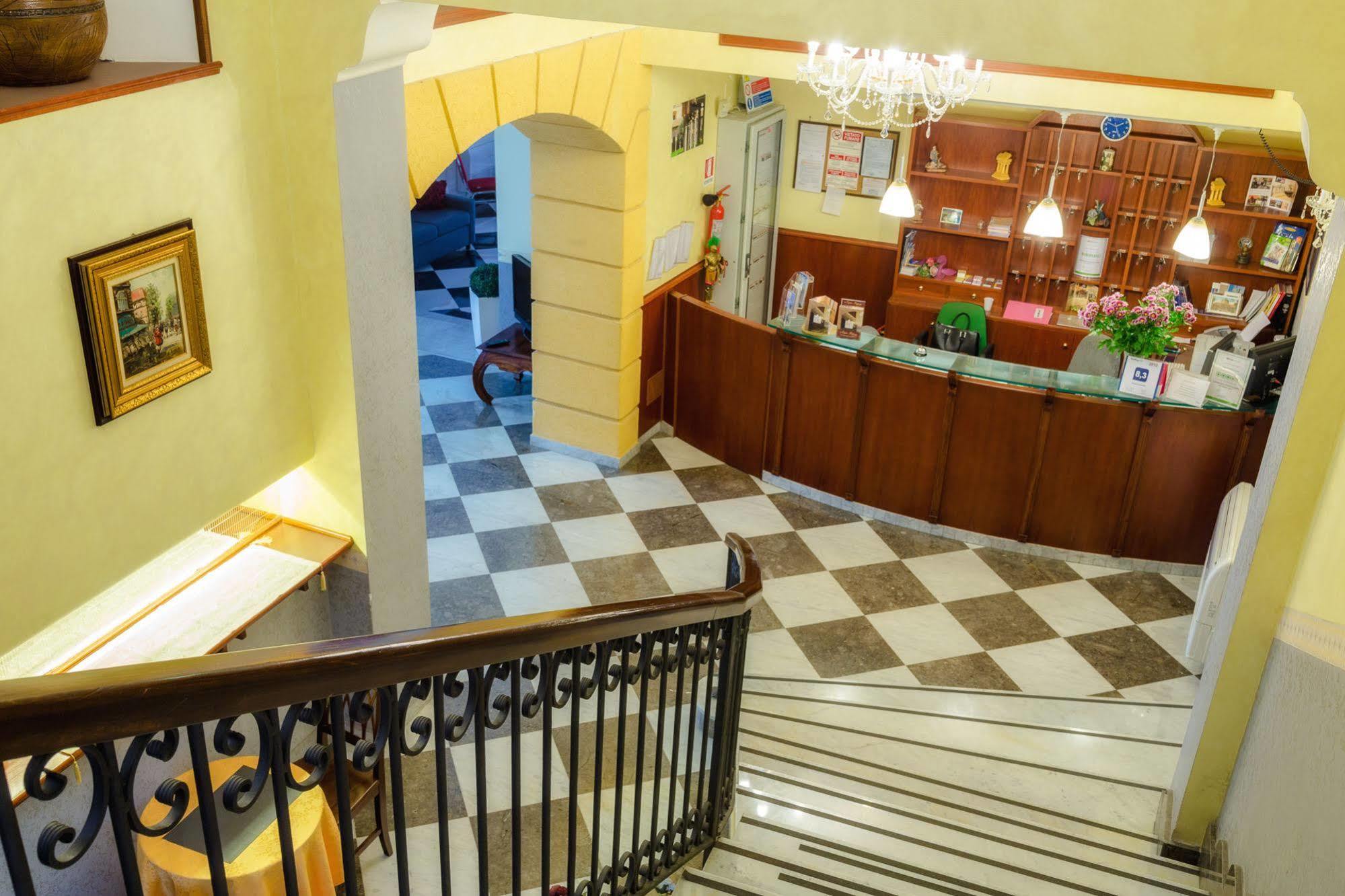 Hotel Columbia Palermo Esterno foto
